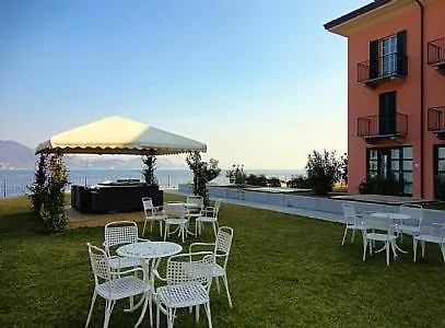 Sleeps 4 Pool Wifi *